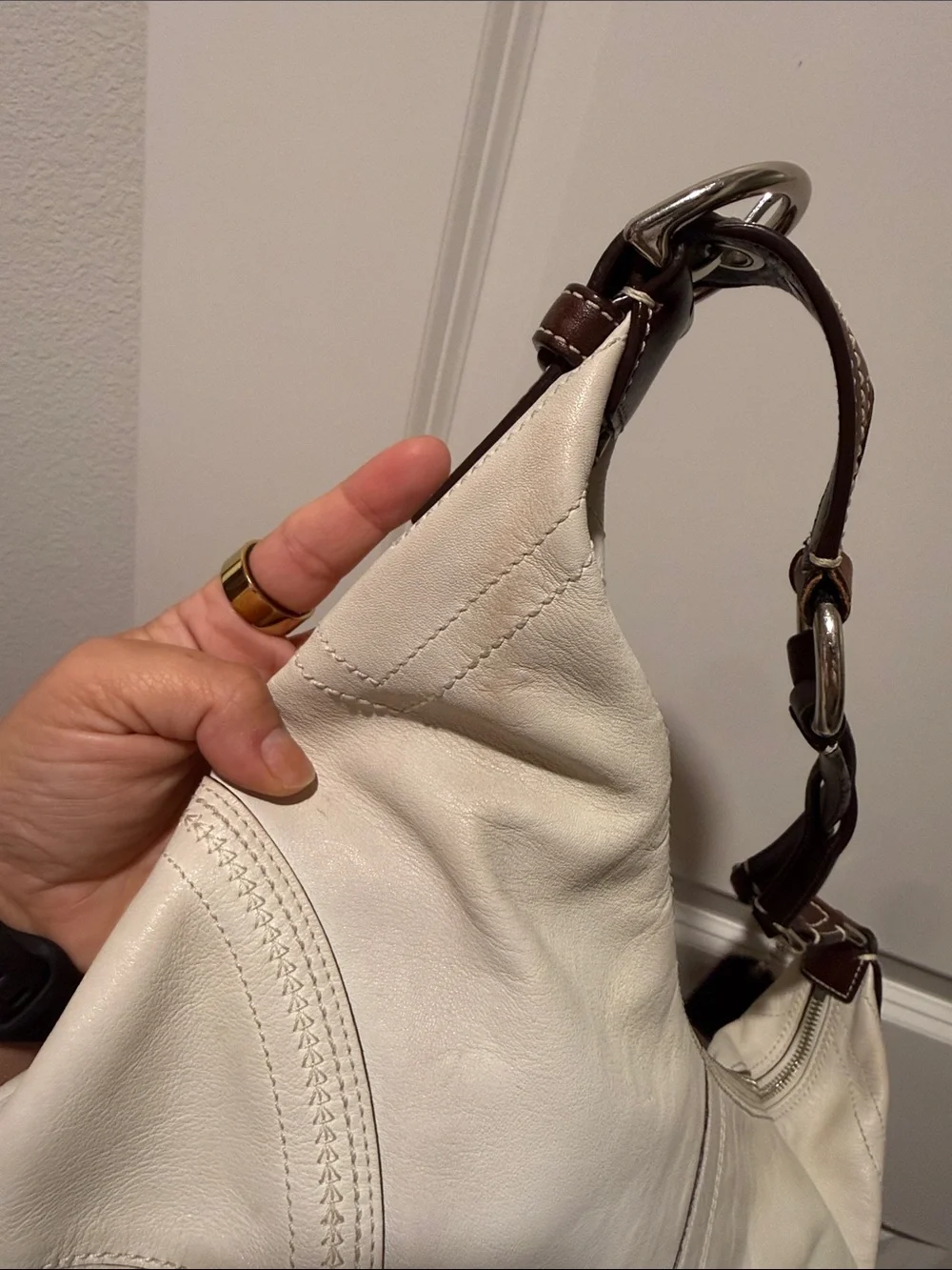 Coach Vintage Bone Hobo bag